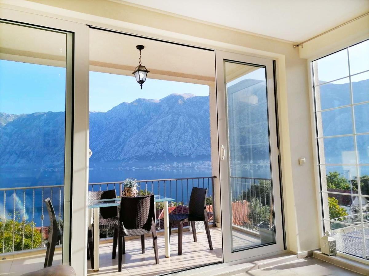 Bay Of Kotor View Apartment With Pool Prčanj Exterior foto